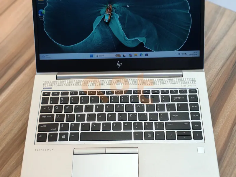Hp EliteBook 830 G6.
