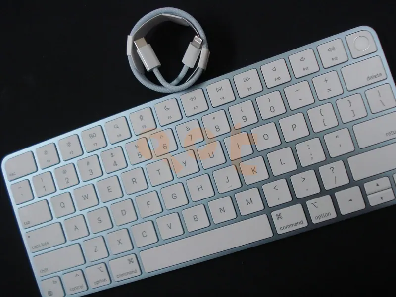 Apple Magic Keyboard with Touch ID, US English Layout